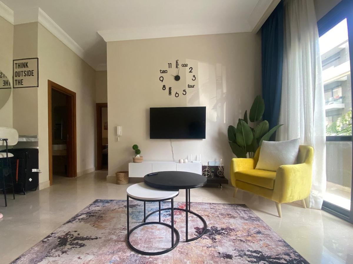Apartment Peaceful Patio 2br At Auc & Westin Cairo