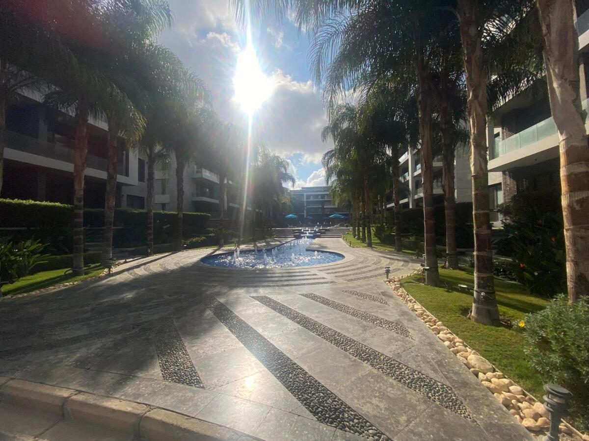 Peaceful Patio 2br At Auc & Westin Apartment *