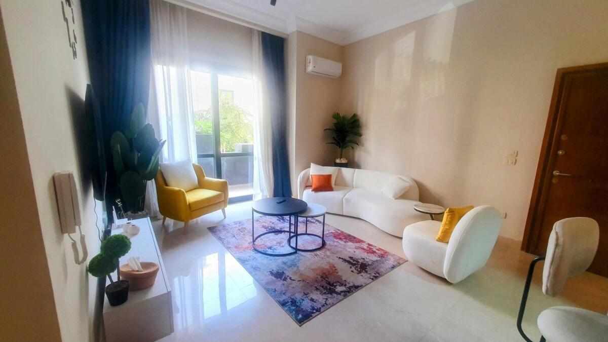 Peaceful Patio 2br At Auc & Westin Cairo